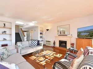 Villa 3br Tranquility Villa located within Cypress Lakes Resort - بوكولبين