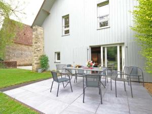 Maisons de vacances Gite Alencon, 4 pieces, 7 personnes - FR-1-497-24 : photos des chambres