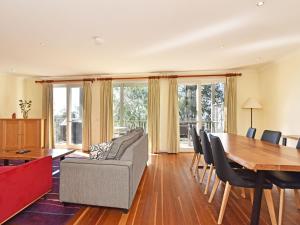 Villa 3br Chambourcin Villa located within Cypress Lakes Resort