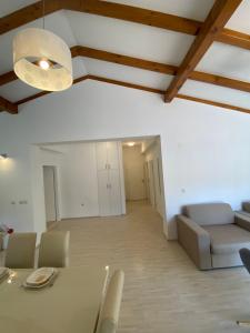 Apartmani Sangulin