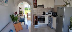 Thalassa Seaside Boutique Beach Apartment
