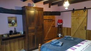 B&B / Chambres d'hotes La Grange de Champagnac : photos des chambres