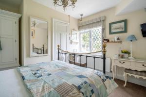 Standard Double Room room in Windrush House