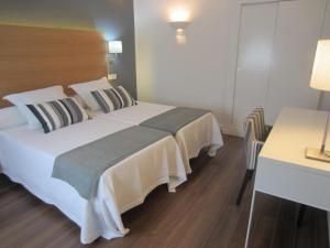 Double or Twin Room room in Hotel Llorca