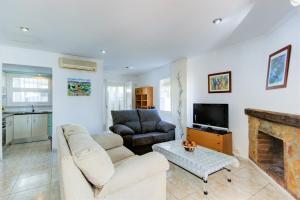 Villa Requesens 139 Empuriabrava - Immo Barneda