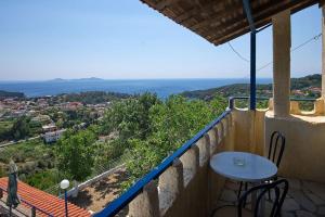 Rizos Veranda - Rooms and Restaurant Alonissos Greece