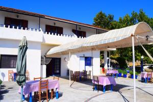 Rizos Veranda - Rooms and Restaurant Alonissos Greece