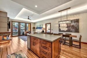 Luxury Three Bedroom Residence steps from Heavenly Village condo