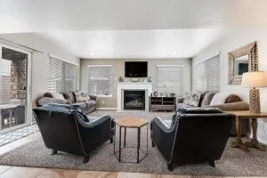 Blue Harbor #4 - Fish Haven