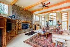 Benchmark 244 - Vista Lodge - Vanadium