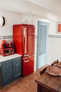 Catalina Beach House by Cassai