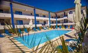 Blue Border - 多亚马伊