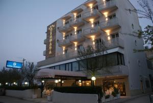 Hotel Granada, Отели - Милано-Мариттима