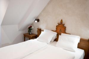 Hotels La Couronne a Wissembourg : photos des chambres