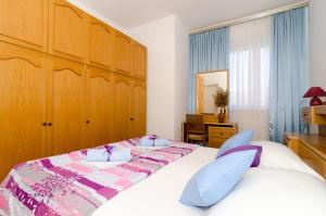 Apartment Red Orange