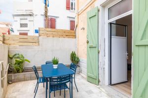Appartements Charmant T2 avec terrasse et place de parking dans le centre ville de Biarritz : photos des chambres