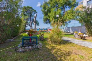 Galazia Akti Seaside Apartments