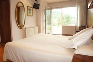 Double Room room in Hotel Solana del Ter