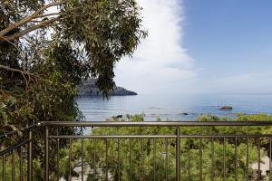 Sea View Suite "CHRISTOS" - Adults Only