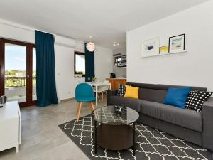 Mediterraneo Garden Apartments