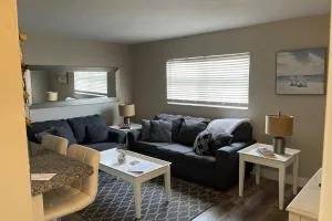 Siesta Key Village-Suite #1: A Block to the Beach! - Bailey Hall