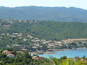 Villas Superbe villa avec piscine vue mer, proche plage et Porticcio : photos des chambres