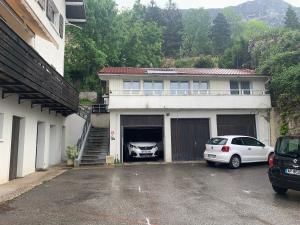 Veyrier-du-Lac ANNECY proche plage 1Garage Terrasse vue lac Climatisation
