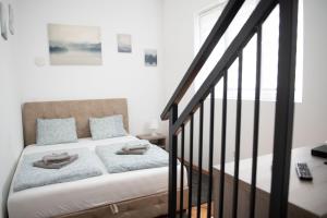 APARTMAN TEA 2