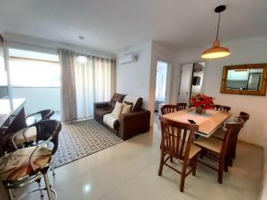 A081 - Recanto do Cardeal Apto com 2 quartos - Bombas