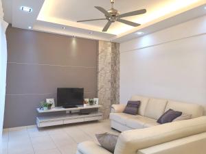 Menjalara Kepong Desapark Mitec 中文房东 B16 Kuala Lumpur 2021 Updated Deals Hd Photos Reviews