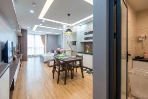 22housing Hotel & Residence 81 Linh Lang