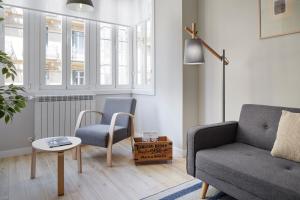 CONCHA SUITE Brand NEW & Style