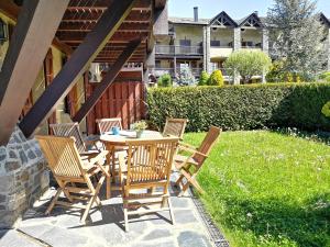 Appartements Planta baja con piscina en Caldegas : photos des chambres