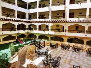 JOHNY INTERNATIONAL HOTEL - 希法