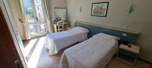 Deluxe Twin Room room in Hotel Ferrucci