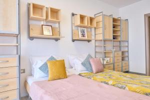 Crazy Sea View 2BR Apartment Spa Pools Resort- Parking