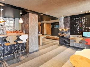 Hotels Ibis Villefranche Sur Saone : photos des chambres