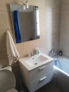 Ella Doo Apartament - 15 min de Palas