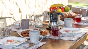 Amandula 6, Emma Villas