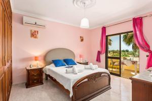 Villa Barreto by Villa Plus