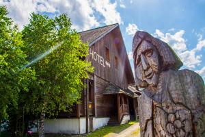 Karczma Regionalna Hotel GOŚCINNA CHATA