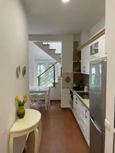 Gjiri Lalzit Apartment