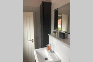 5-Zi. Wohnung in Bahnhofsnähe - 247 self-check-in