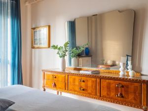 The Best Rent - Beautiful three-bedrooms apartment near metro Lodi