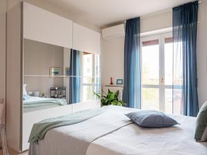 The Best Rent - Beautiful three-bedrooms apartment near metro Lodi