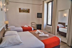 Hotels Hotel La Muette : photos des chambres