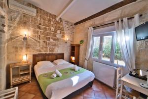 Hotels Hotel La Muette : photos des chambres