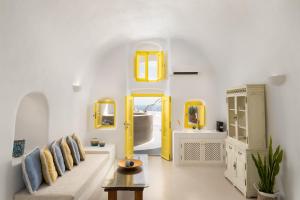 Valsamo Suites Santorini Greece