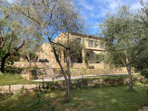 Villas Mas de charme au milieu des oliviers : photos des chambres
