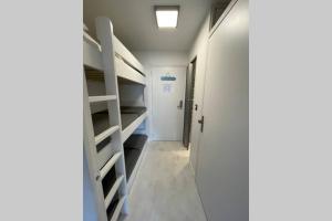 Appartements APPARTEMENT LA BAULE 5 PERS A 50 M DE PLAGE : photos des chambres